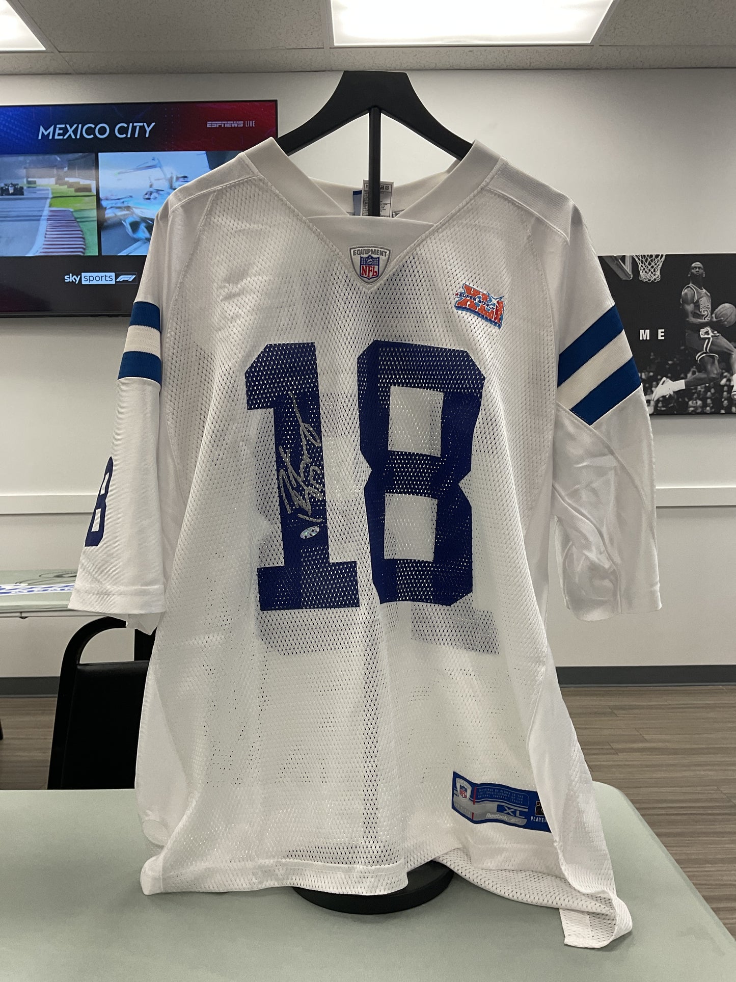 Peyton Manning Signed Colts Super Bowl XLI Jersey with COA