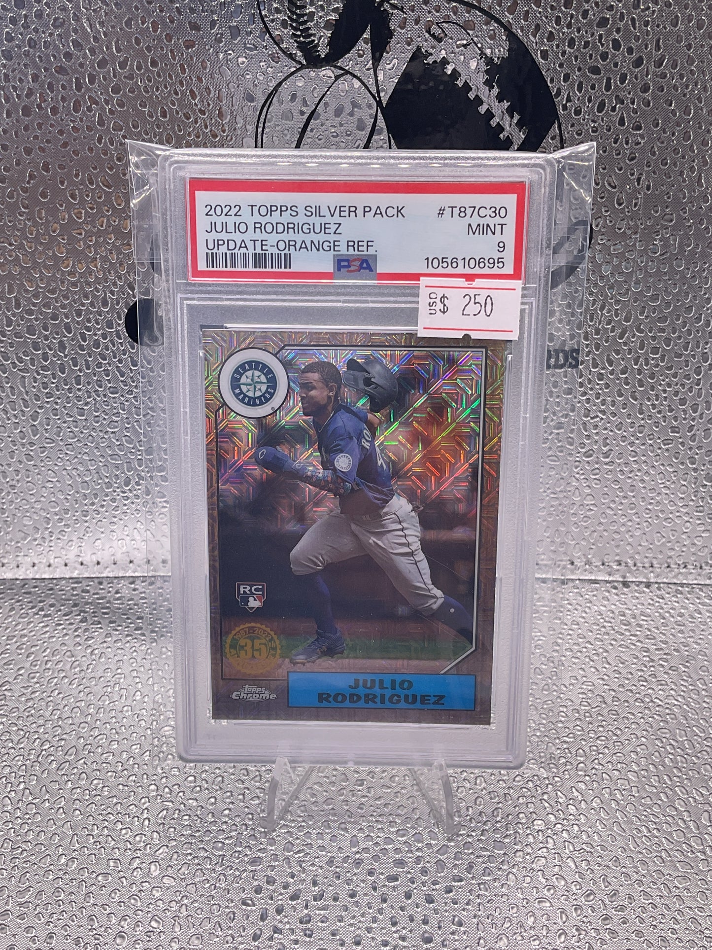 2022 Topps Update Series JULIO
RODRIGUEZ RC PSA 9 Rookie Silver Pack
Orange 17/25