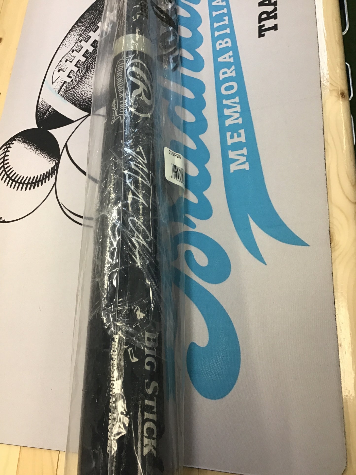 Signed baseball bat Michael choice black bat