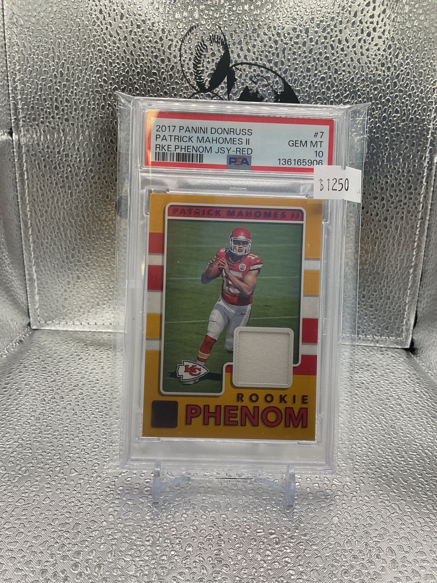 2017 Panini Donruss Patrick Mahomes II RKE Phenom Jersey Red PSA 10