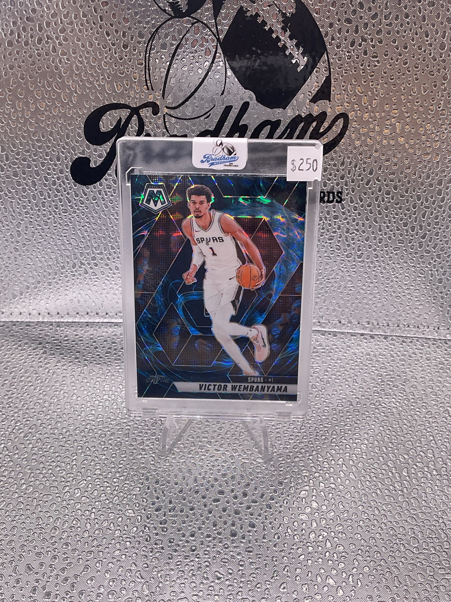 2024-25 Victor Wembanyama Mosaic #31 GENESIS Prizm SSP Case Hit 2024