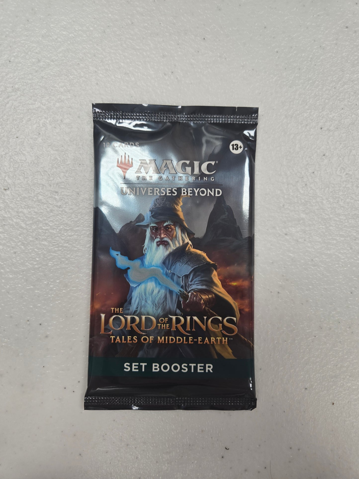 Magic the Gathering - Lord of the Rings - Booster Pack - 14 Cards