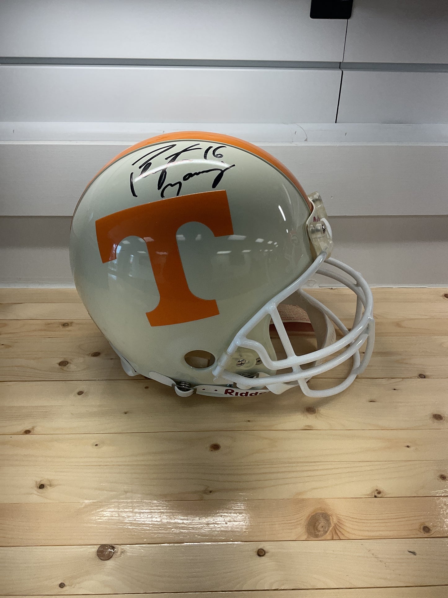 Peyton Manning Signed Tennessee Volunteers Helmet with COA