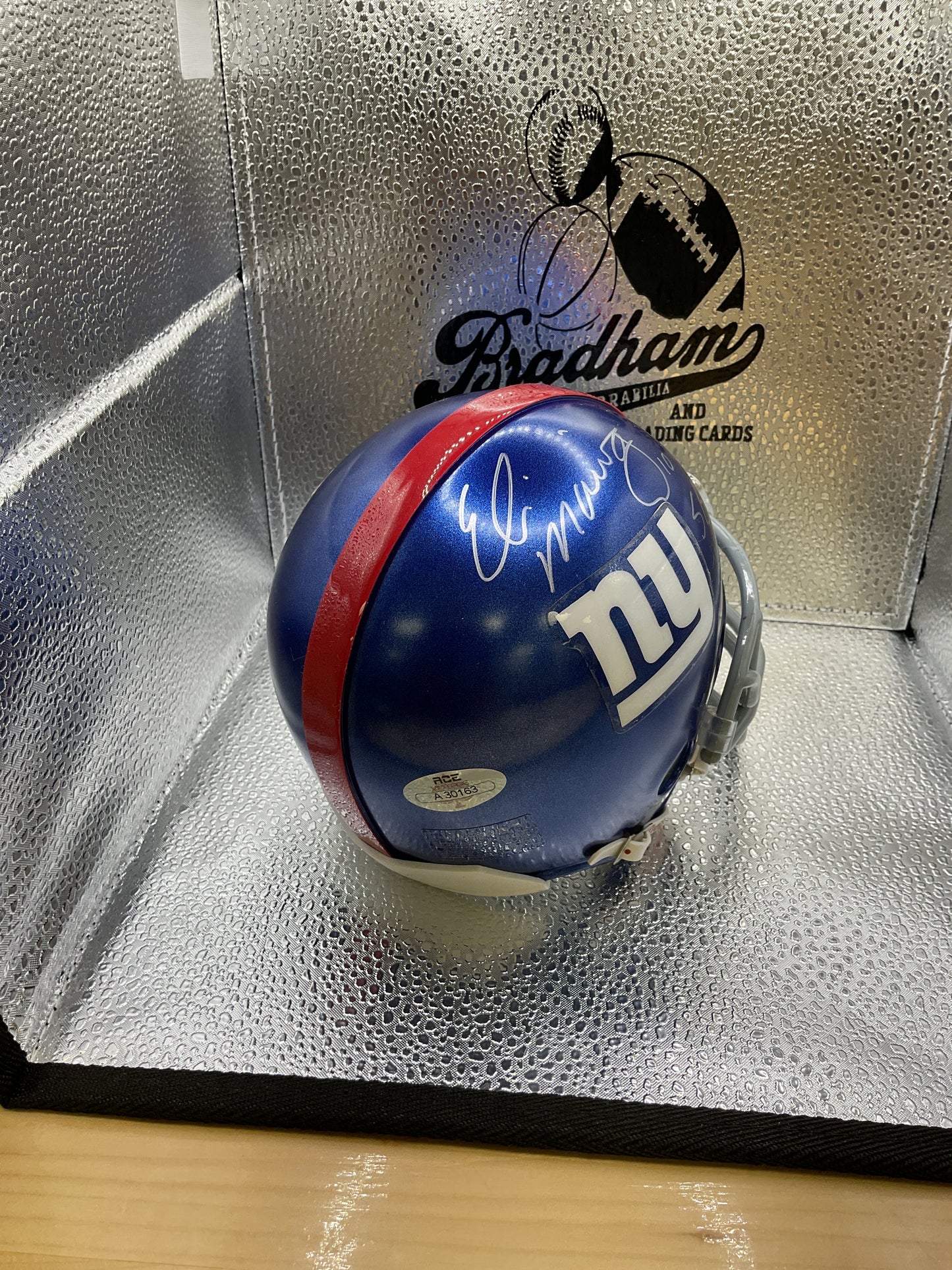Eli Manning Mini Helmet Auto with Inscription “Super Bowl XLLII MVP”