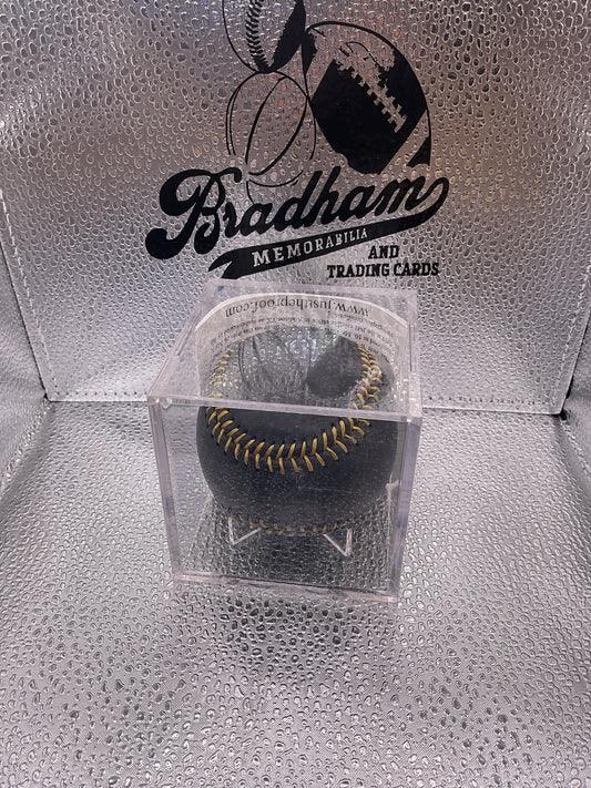 Martin Perez 13/50 auto baseball