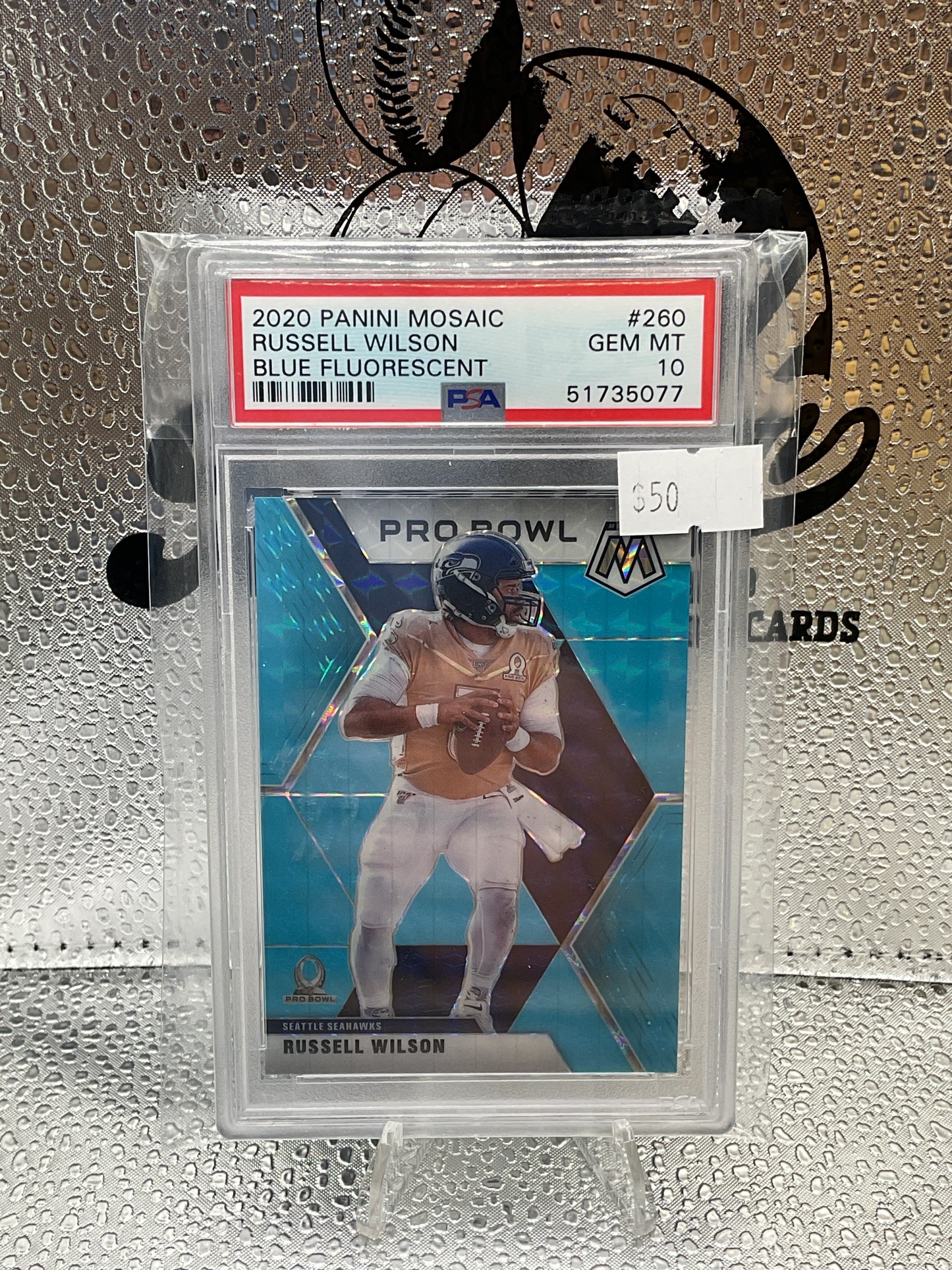 2020 Panini Mosaic Russell Wilson Blue Fluorescent Pro Variation Gem Mint 10