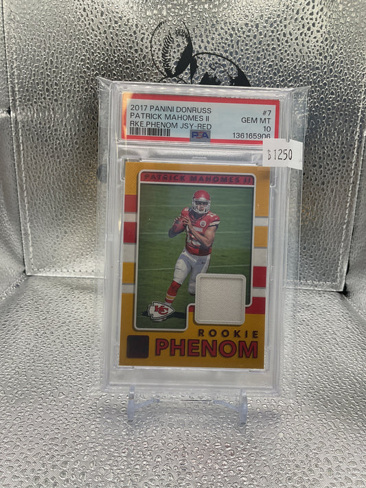 2017 Panini Donruss Patrick Mahomes II RKE Phenom Jersey Red PSA 10