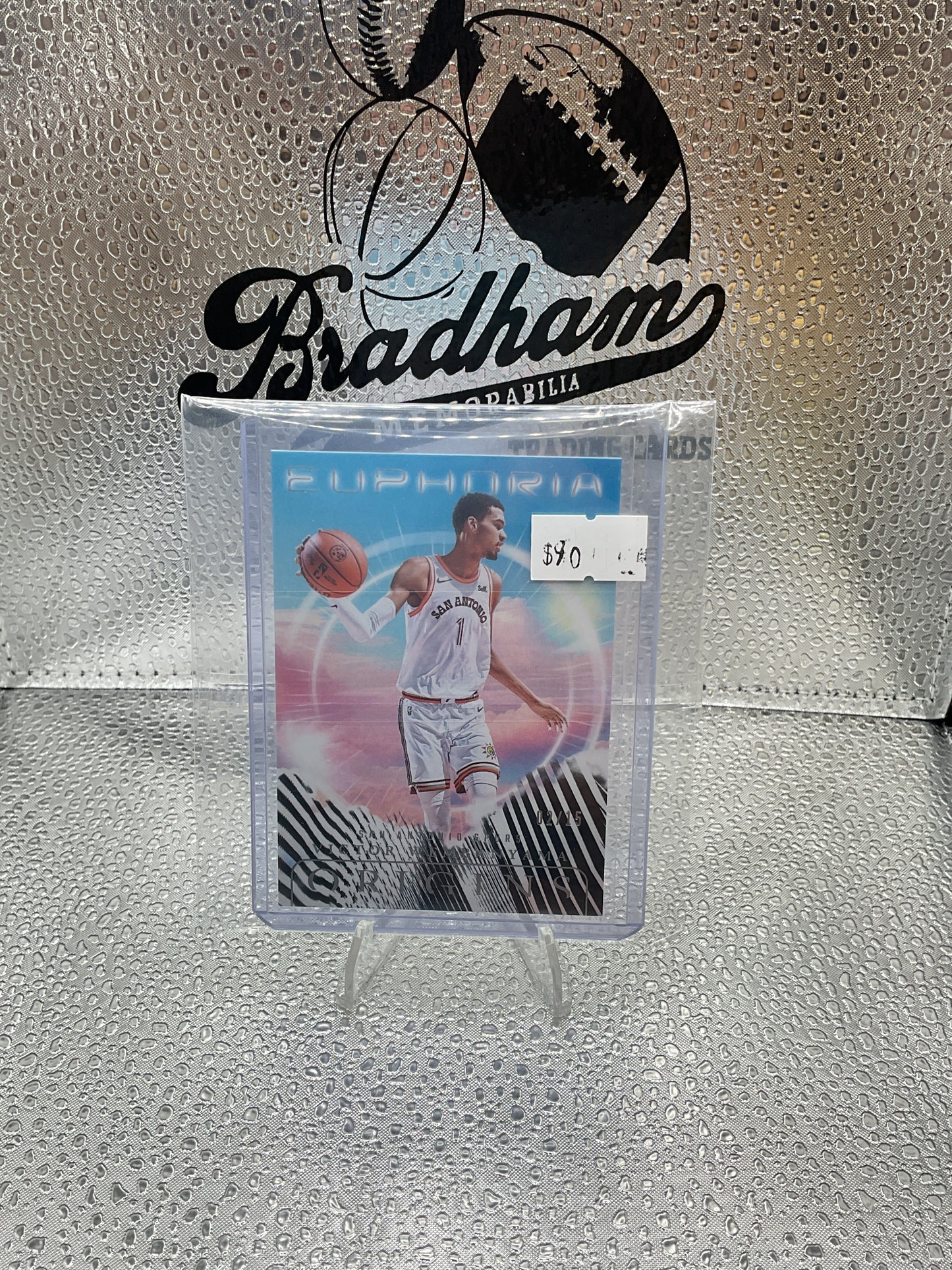 Victor Wembanyama 2024-25 Panini
Origins Euphoria #25 Black White Zebra /
15