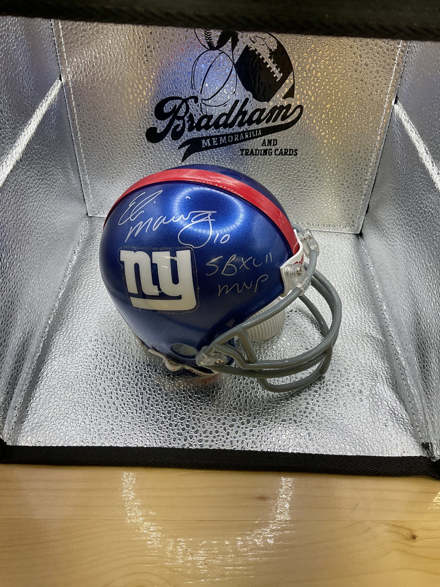 Eli Manning Mini Helmet Auto with Inscription “Super Bowl XLLII MVP”