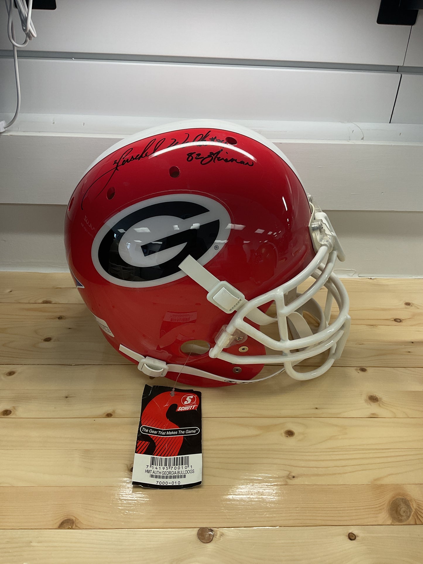 Herschel Walker Signed Georgia Bulldogs Helmet “82 Heisman”