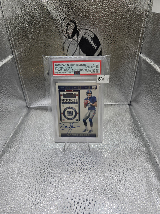 PSA 10 AUTO 10 Daniel Jones 2019 Panini Contenders RC